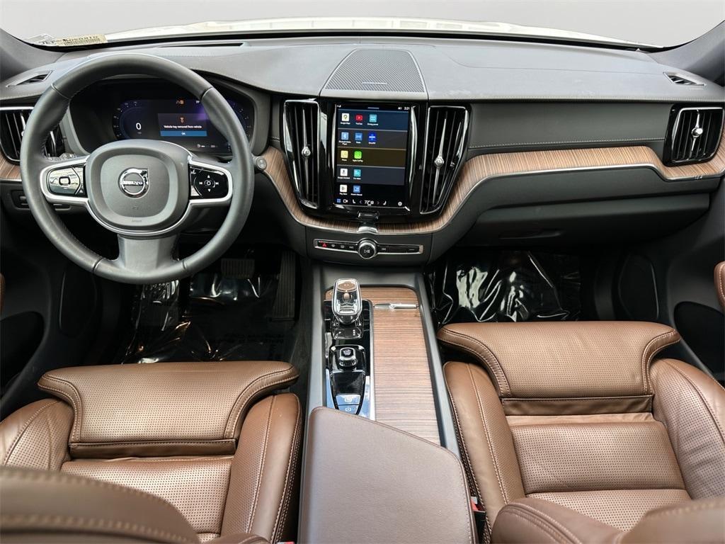 used 2022 Volvo XC60 car, priced at $33,980