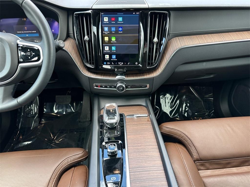 used 2022 Volvo XC60 car, priced at $33,980