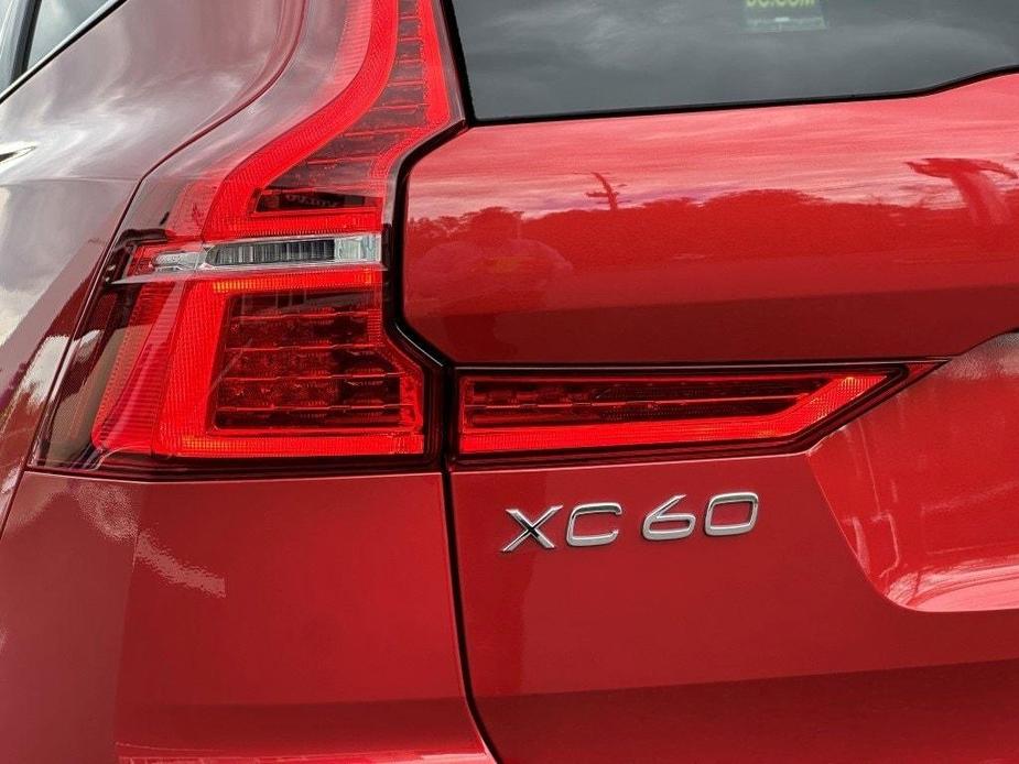 used 2021 Volvo XC60 car, priced at $37,680