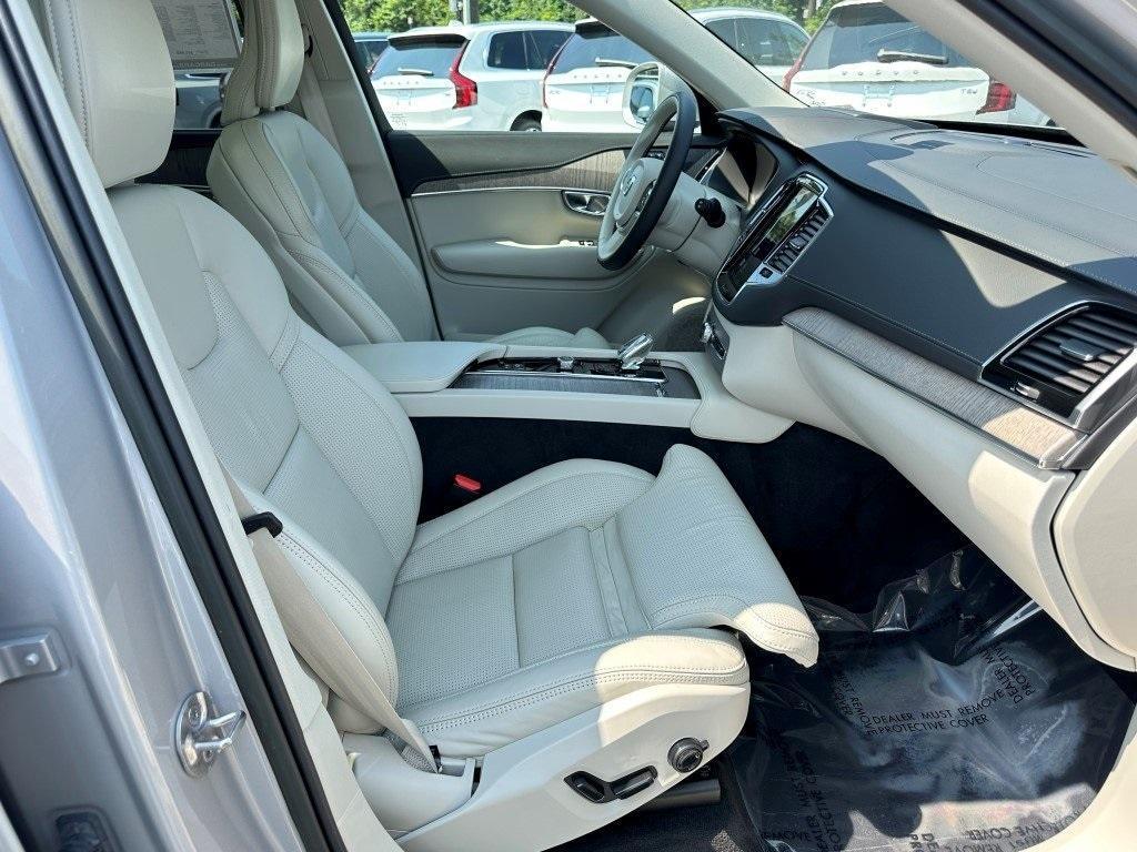 used 2023 Volvo XC90 Recharge Plug-In Hybrid car, priced at $59,980