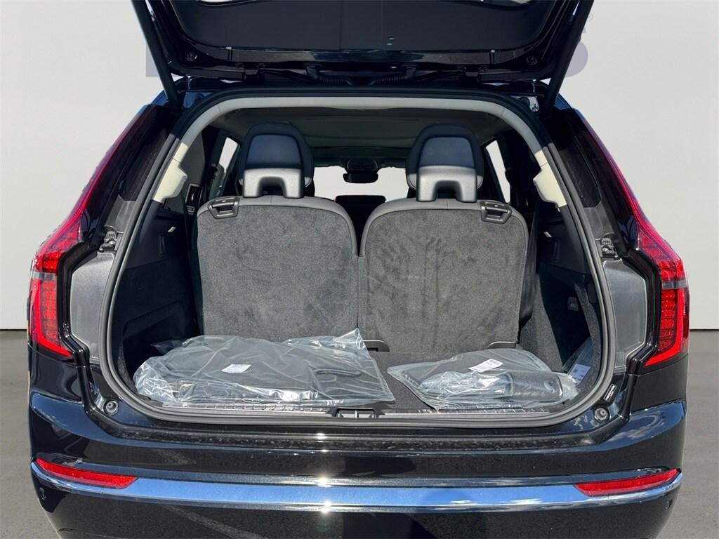 new 2026 Volvo XC90 car, priced at $69,721