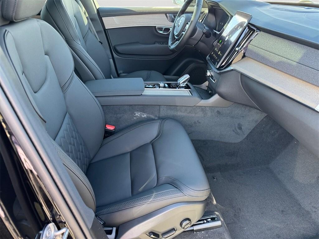 new 2026 Volvo XC90 car, priced at $69,721