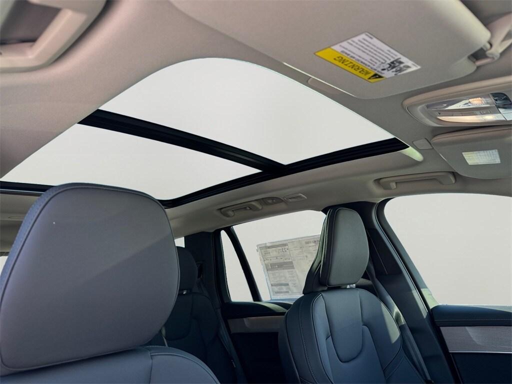 new 2026 Volvo XC90 car, priced at $69,721