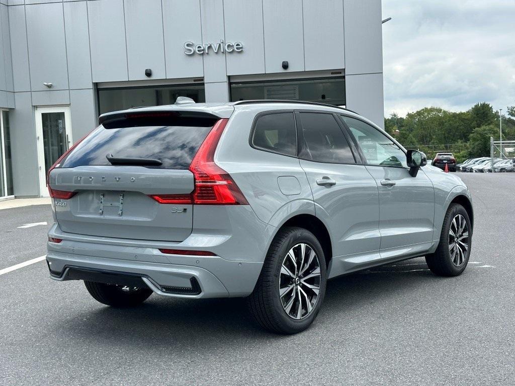 new 2025 Volvo XC60 car, priced at $53,745