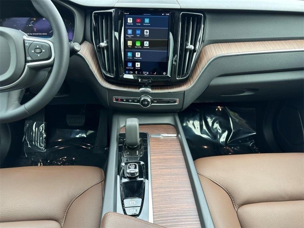 used 2022 Volvo XC60 car, priced at $33,980