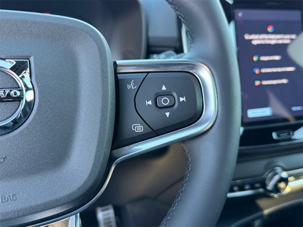 used 2022 Volvo XC40 Recharge Pure Electric car, priced at $30,980