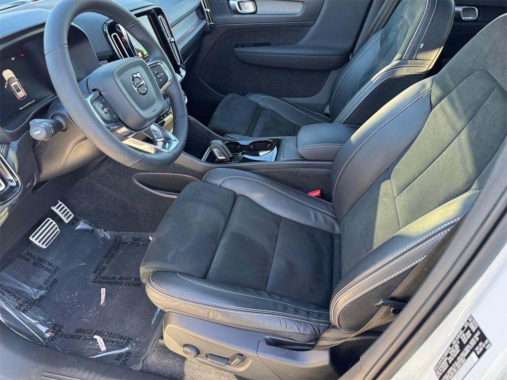 used 2022 Volvo XC40 Recharge Pure Electric car, priced at $30,980