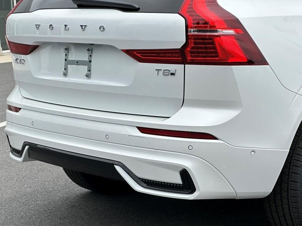 new 2025 Volvo XC60 Plug-In Hybrid car, priced at $65,445