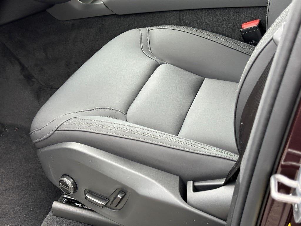 new 2025 Volvo XC90 Plug-In Hybrid car, priced at $77,895