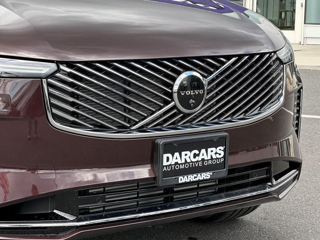 new 2025 Volvo XC90 Plug-In Hybrid car, priced at $76,895
