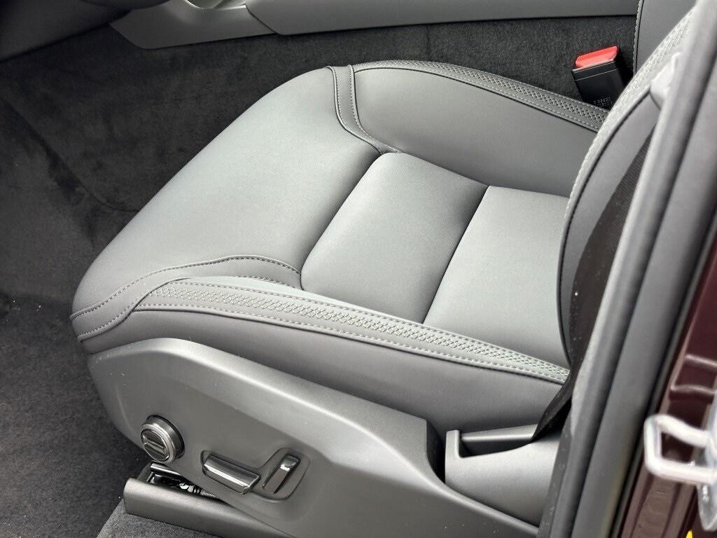 new 2025 Volvo XC90 Plug-In Hybrid car, priced at $76,895