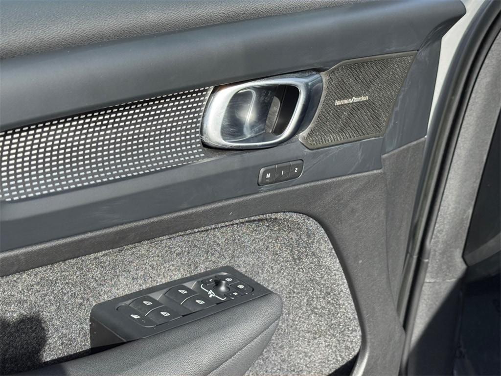 used 2023 Volvo XC40 car, priced at $32,980