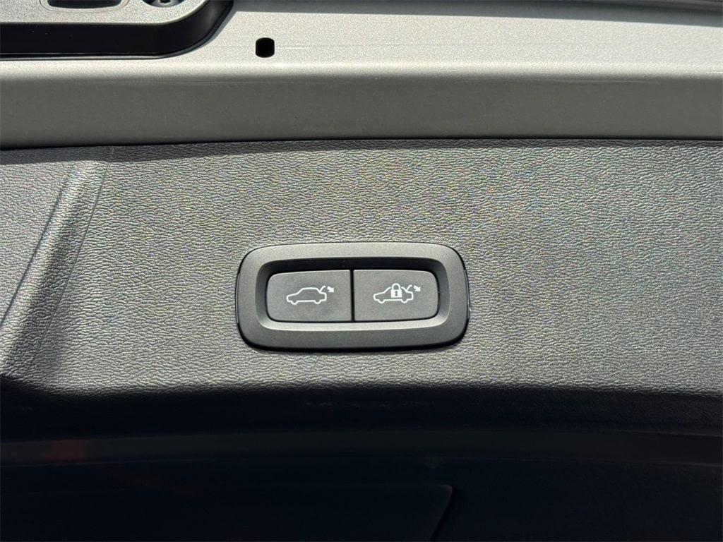 used 2023 Volvo XC40 car, priced at $32,980