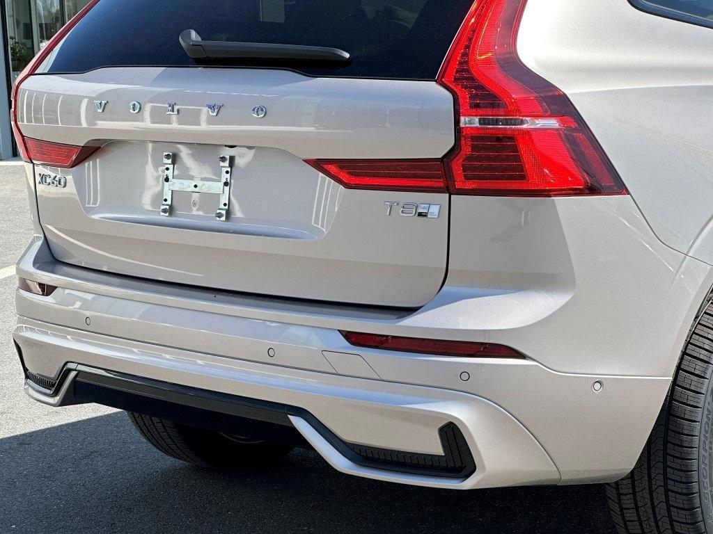 new 2025 Volvo XC60 Plug-In Hybrid car, priced at $72,095