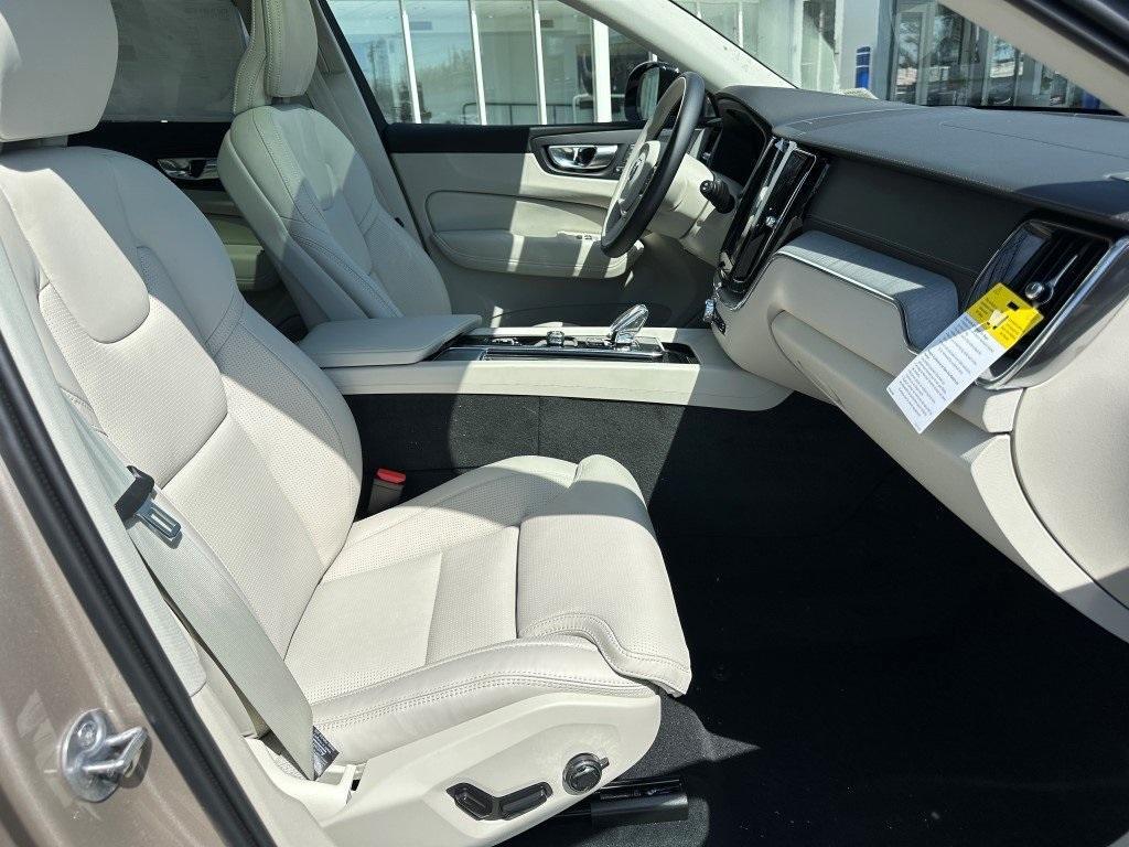new 2025 Volvo XC60 Plug-In Hybrid car, priced at $72,095