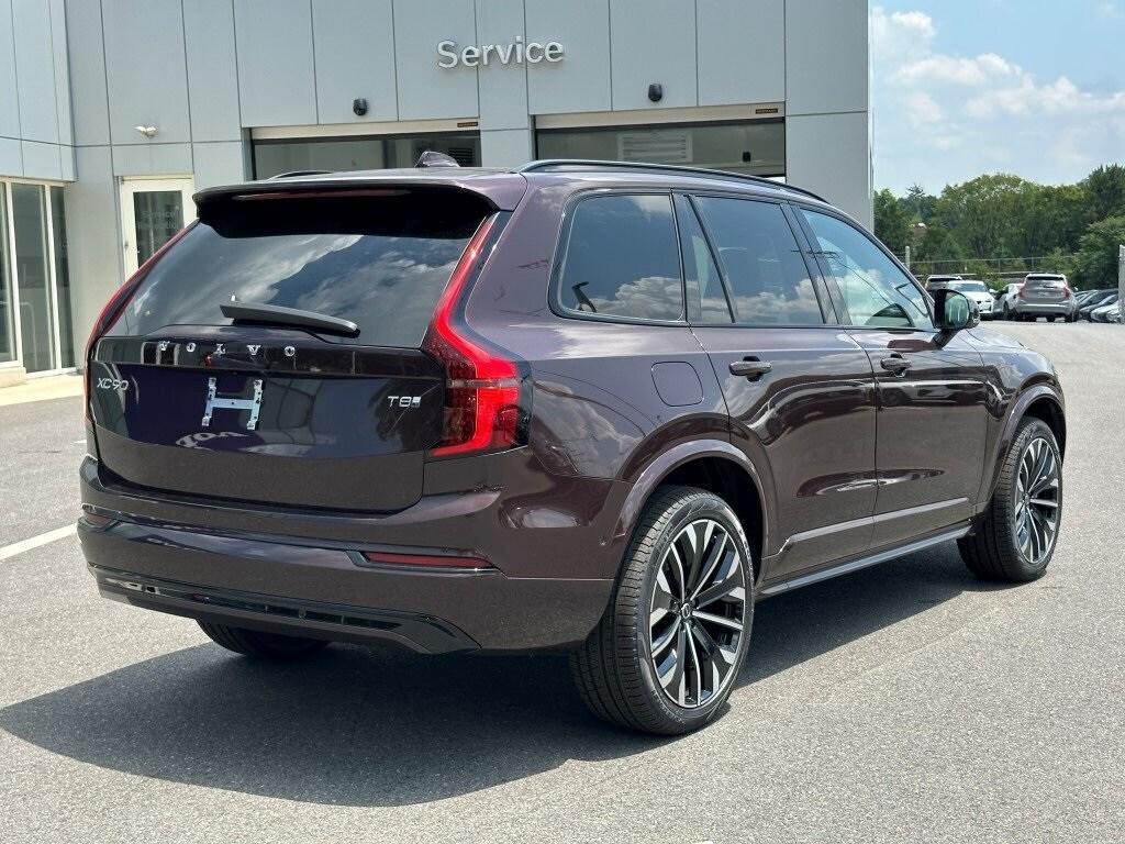 new 2026 Volvo XC90 car, priced at $84,695