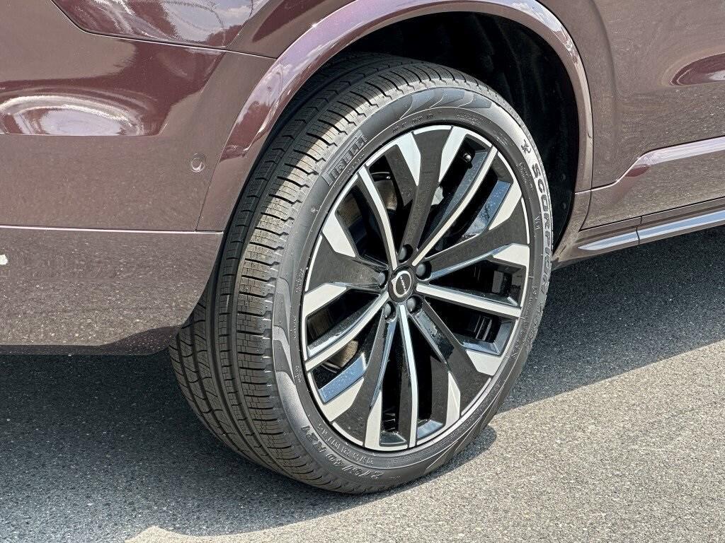 new 2026 Volvo XC90 car, priced at $84,695
