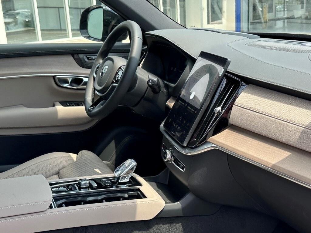 new 2026 Volvo XC90 car, priced at $84,695