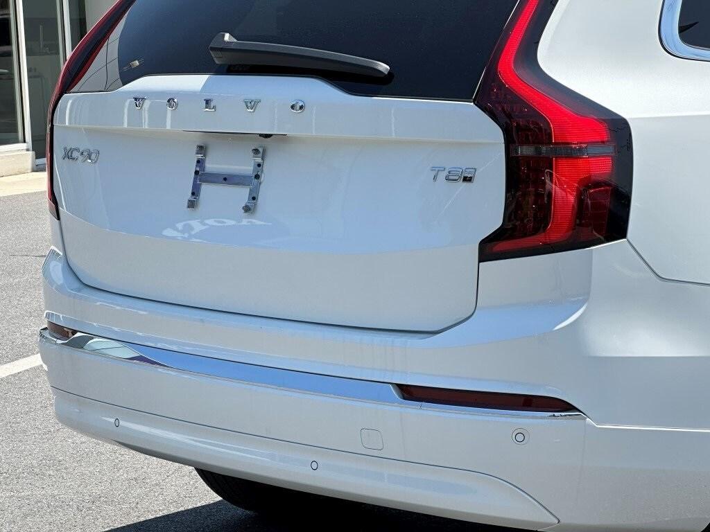 new 2025 Volvo XC90 Plug-In Hybrid car, priced at $76,895