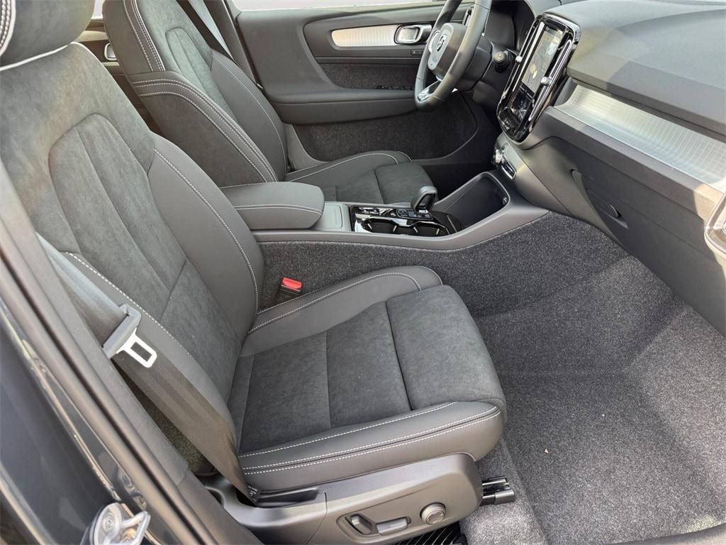 new 2026 Volvo XC40 car, priced at $54,400