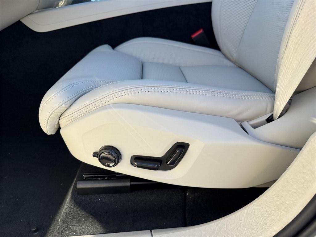 new 2026 Volvo XC60 Plug-In Hybrid car, priced at $73,595