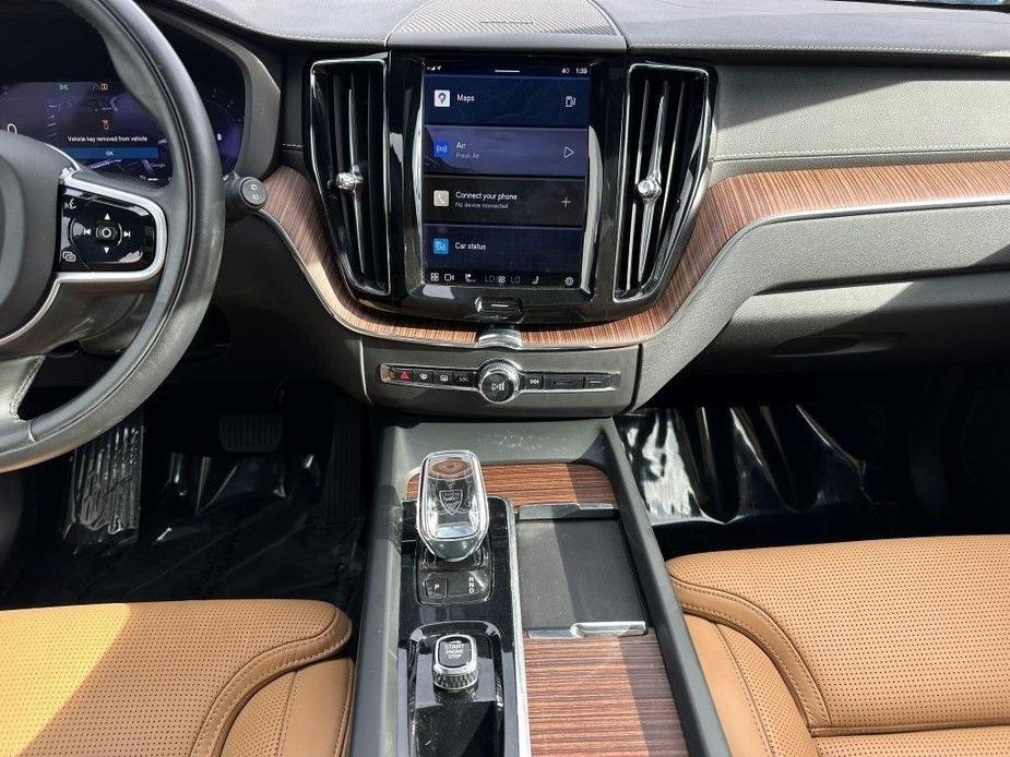 used 2022 Volvo XC60 car, priced at $35,380