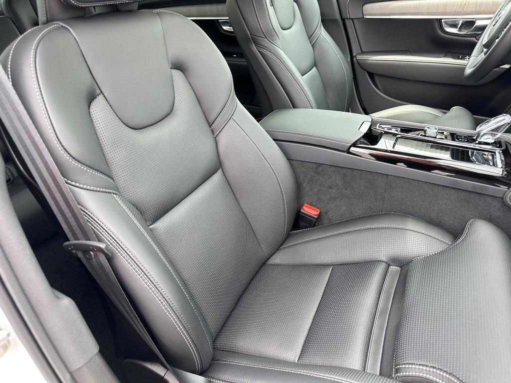 used 2024 Volvo S90 Recharge Plug-In Hybrid car, priced at $61,980