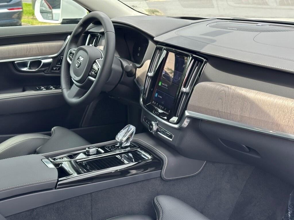 used 2024 Volvo S90 Recharge Plug-In Hybrid car, priced at $61,980