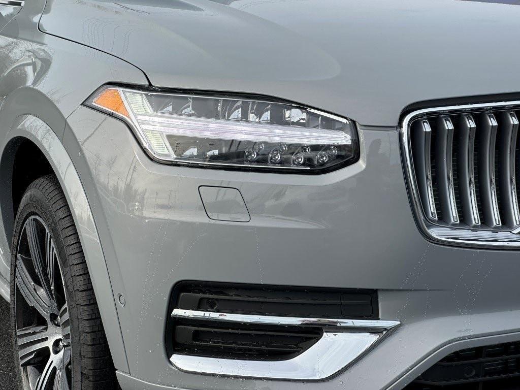 new 2025 Volvo XC90 car, priced at $66,395