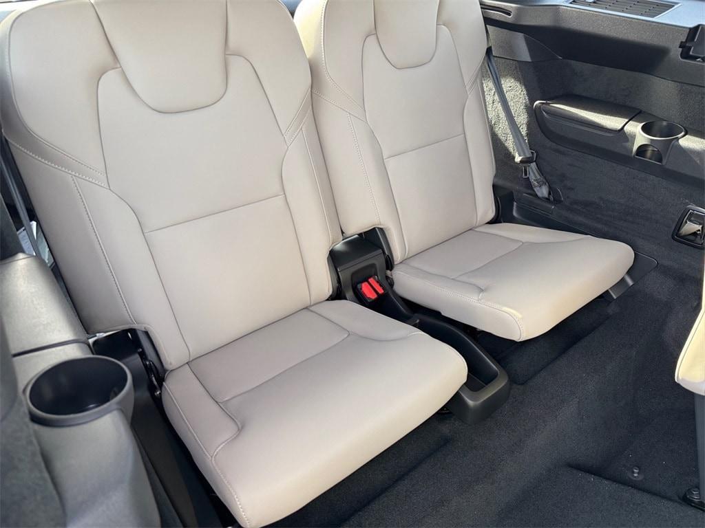 new 2026 Volvo XC90 car, priced at $70,969