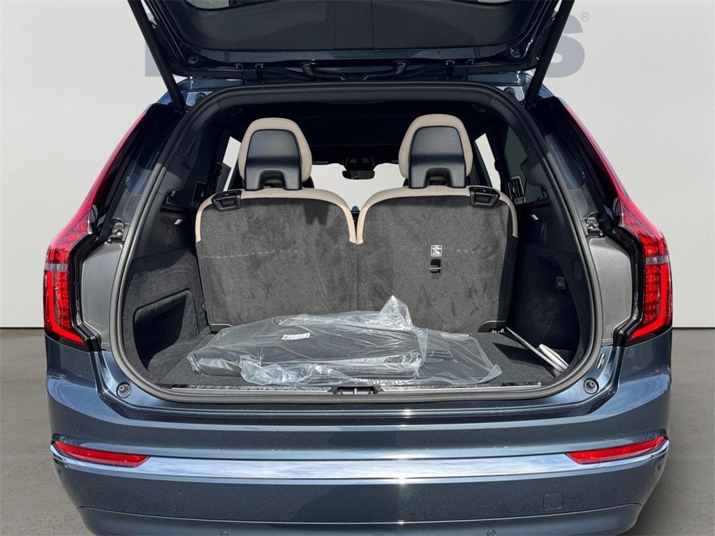 new 2026 Volvo XC90 car, priced at $70,969