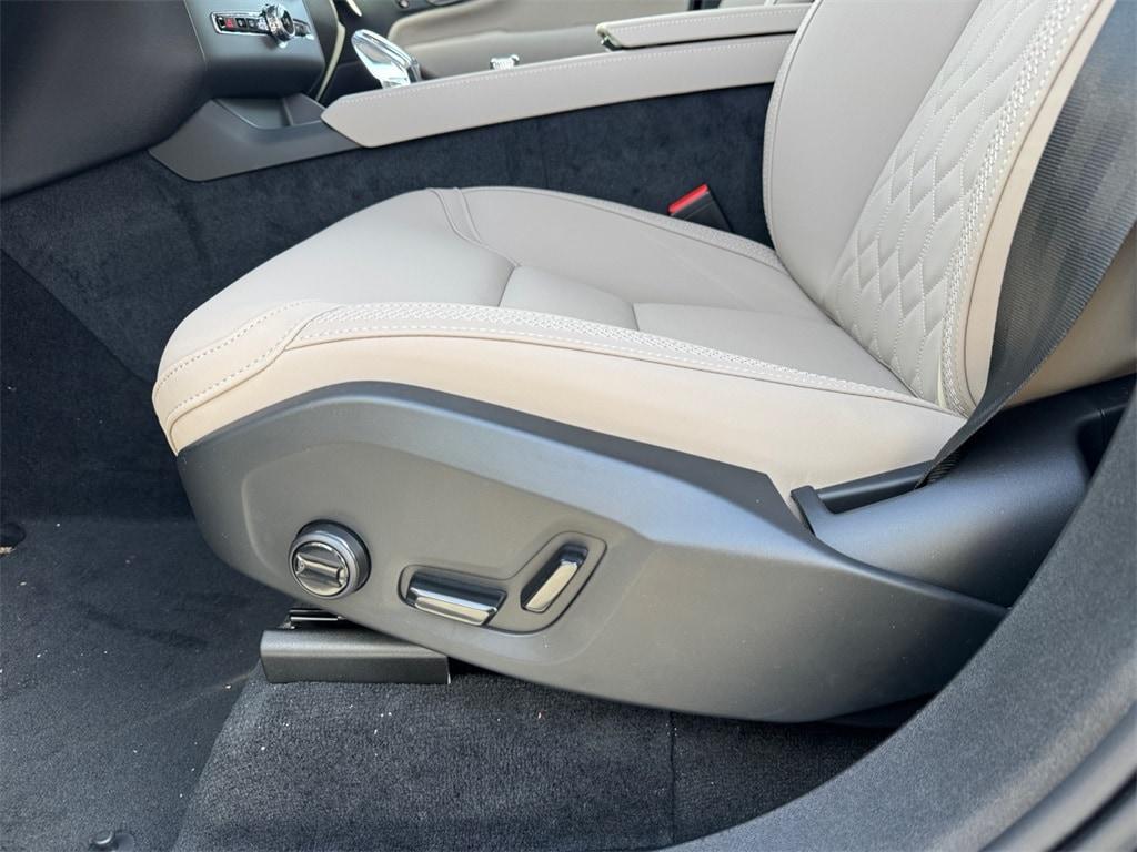 new 2026 Volvo XC90 car, priced at $70,969