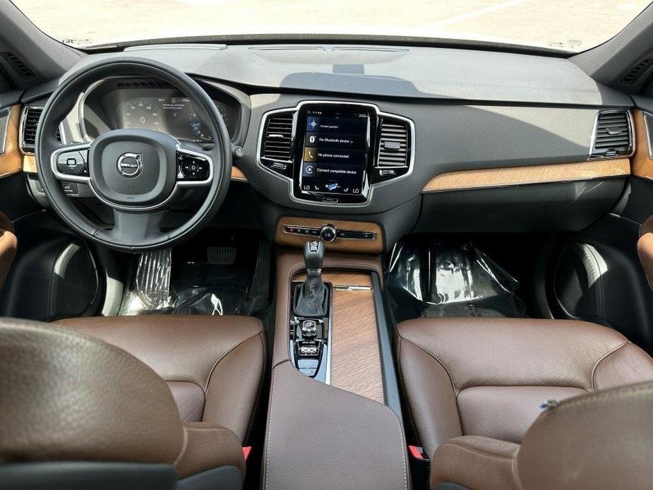 used 2021 Volvo XC90 car, priced at $36,880