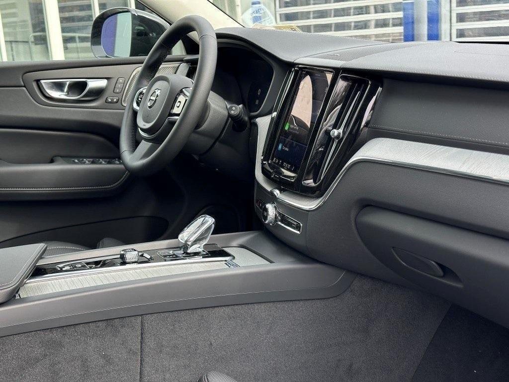 new 2025 Volvo XC60 Plug-In Hybrid car, priced at $71,485