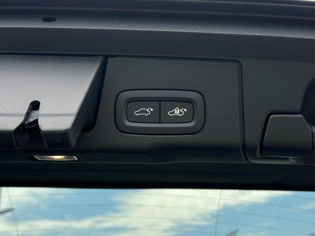 used 2024 Volvo XC60 car, priced at $47,980