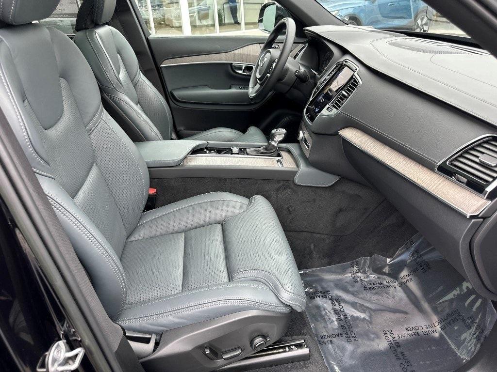 used 2022 Volvo XC90 car, priced at $45,980