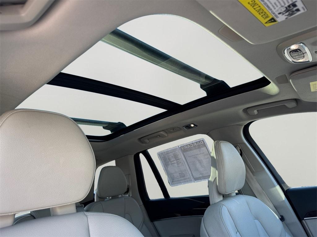 used 2017 Volvo XC90 car, priced at $17,400