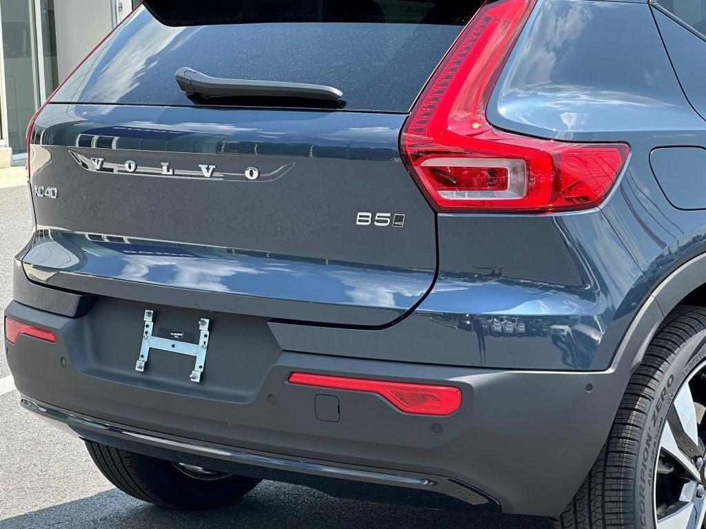 new 2026 Volvo XC40 car, priced at $53,095