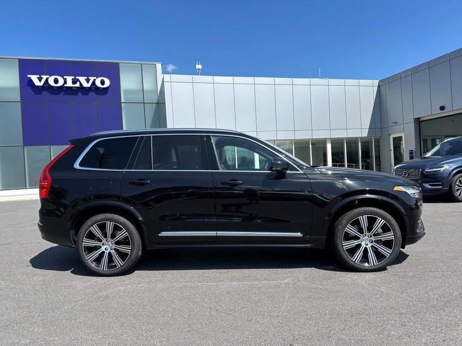 new 2025 Volvo XC90 car, priced at $82,695