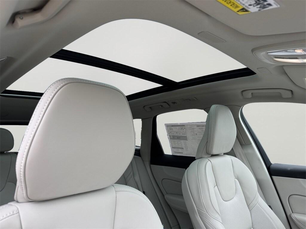 new 2026 Volvo XC60 car, priced at $62,295