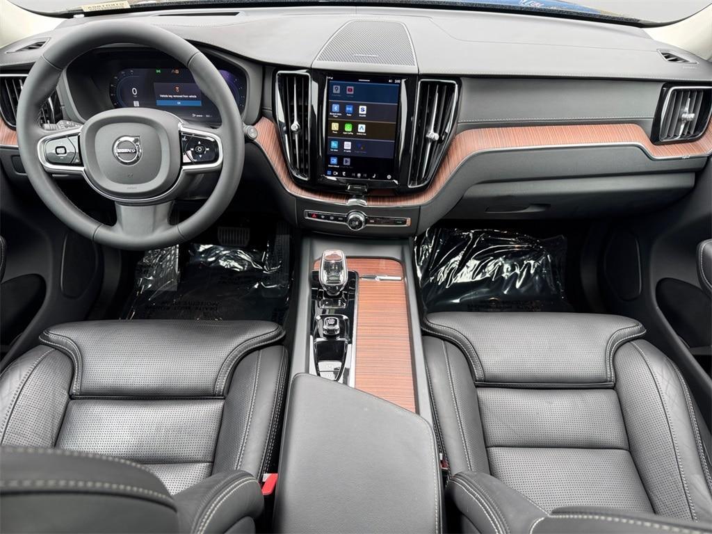 used 2023 Volvo XC60 car, priced at $41,980