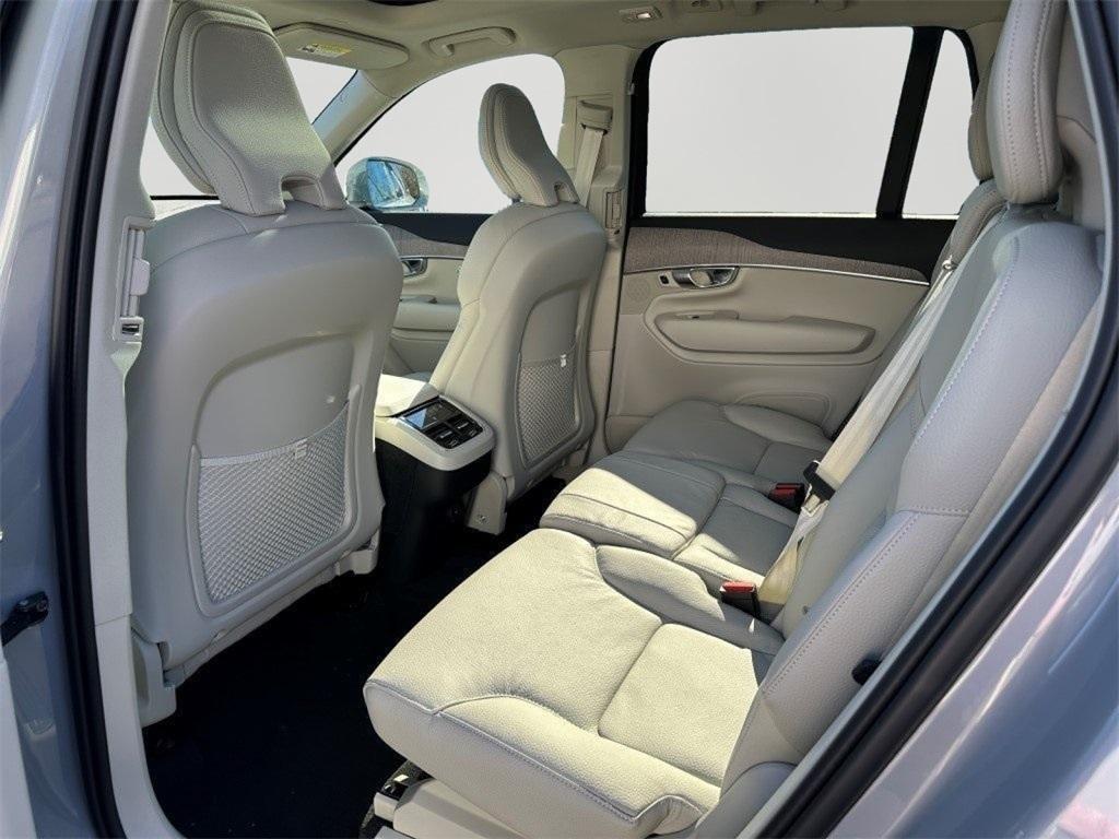 new 2024 Volvo XC90 car, priced at $61,895