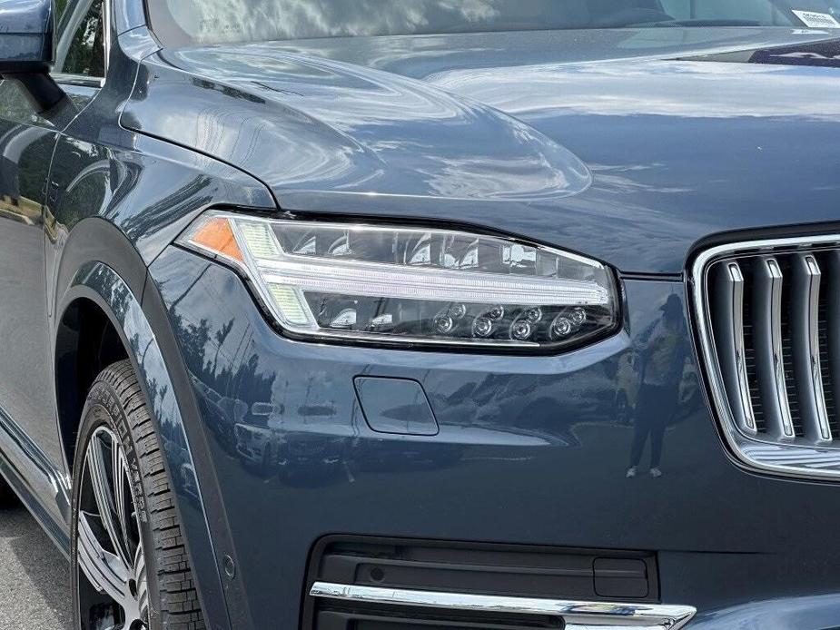 new 2025 Volvo XC90 car, priced at $69,201