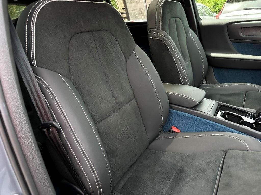 used 2023 Volvo C40 Recharge Pure Electric car, priced at $32,580