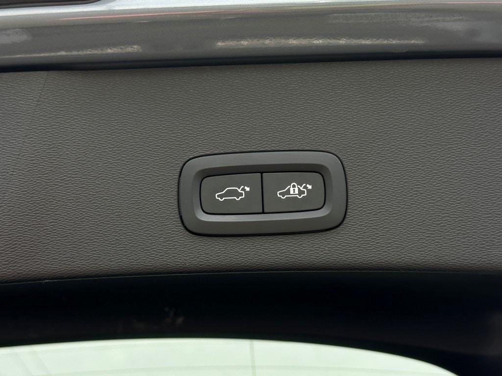 used 2023 Volvo C40 Recharge Pure Electric car, priced at $34,980