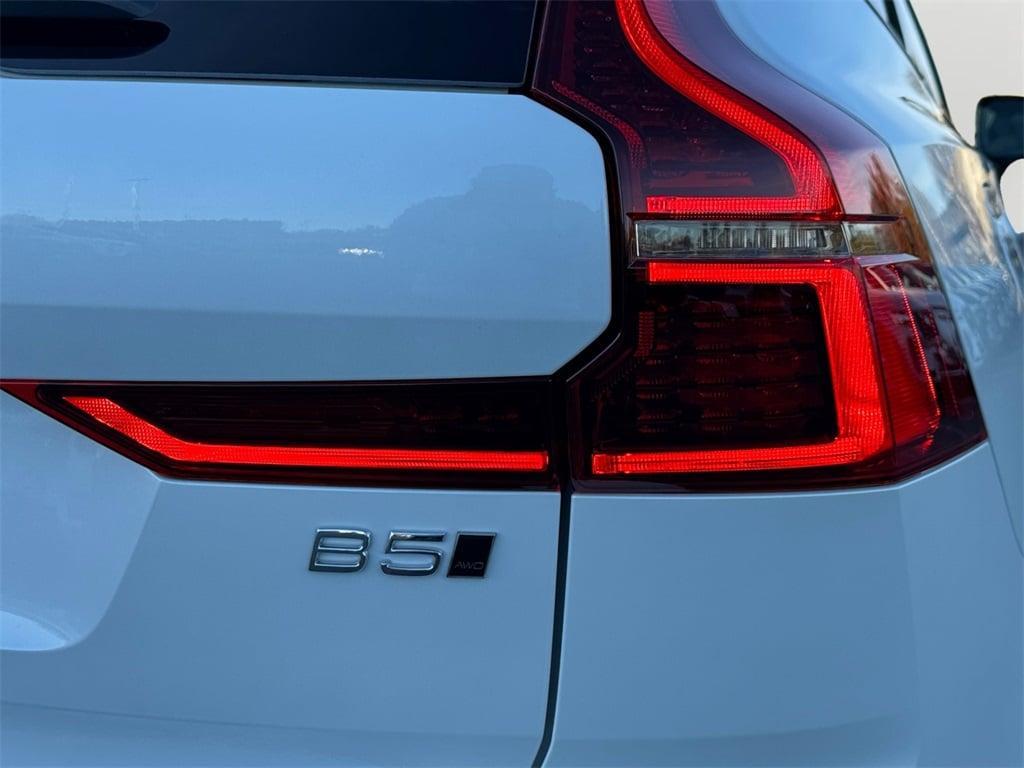 new 2026 Volvo XC60 car, priced at $57,145