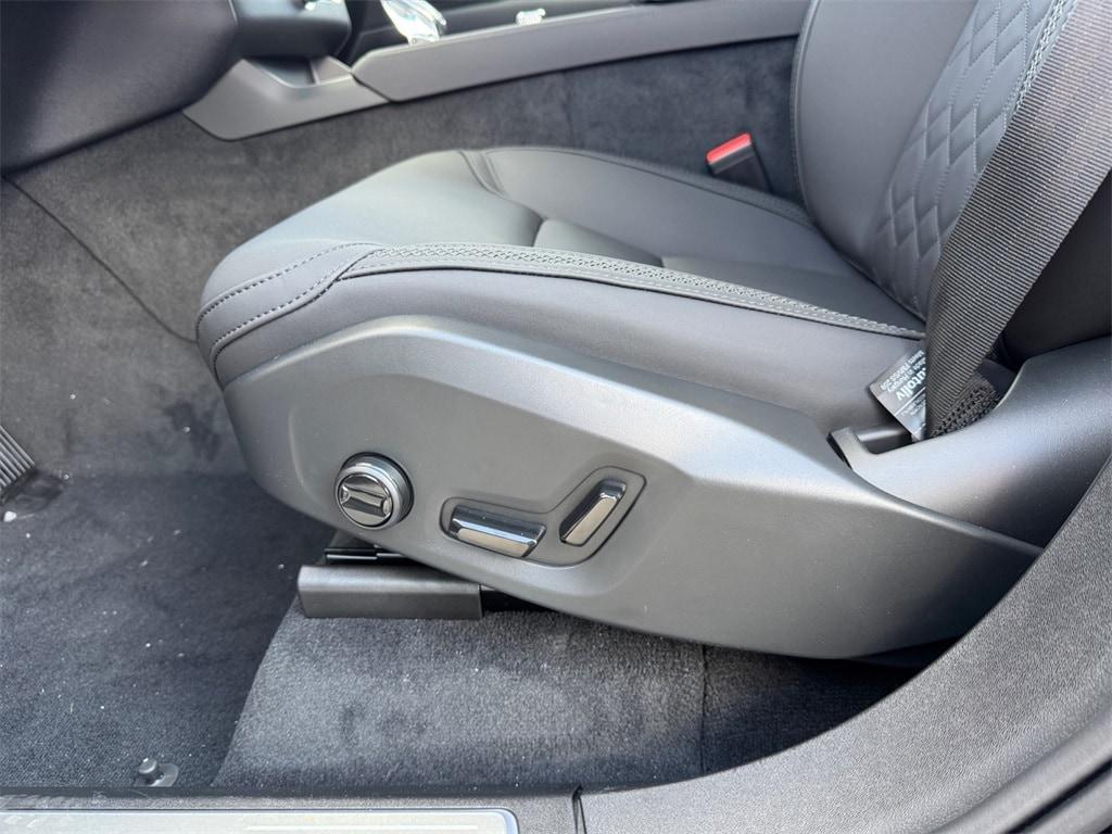 new 2026 Volvo XC90 car, priced at $69,721