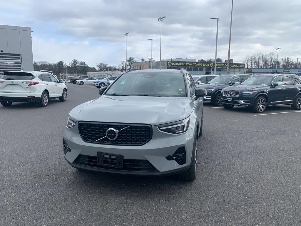 used 2024 Volvo XC40 car, priced at $36,280