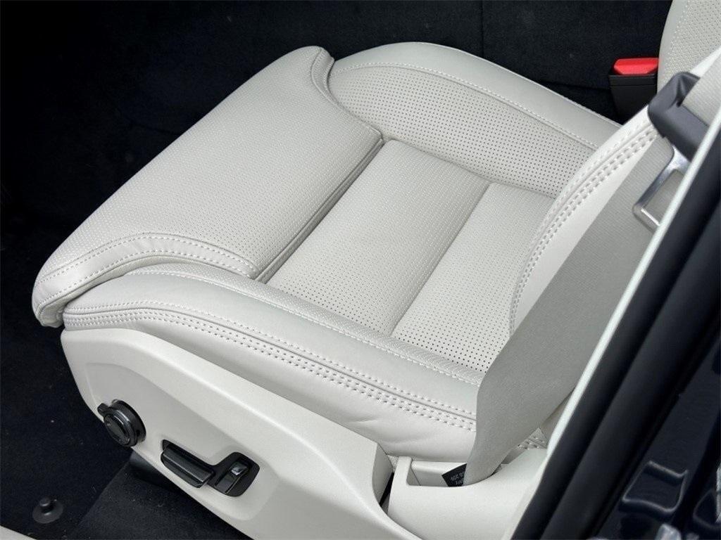new 2026 Volvo XC60 Plug-In Hybrid car, priced at $74,395