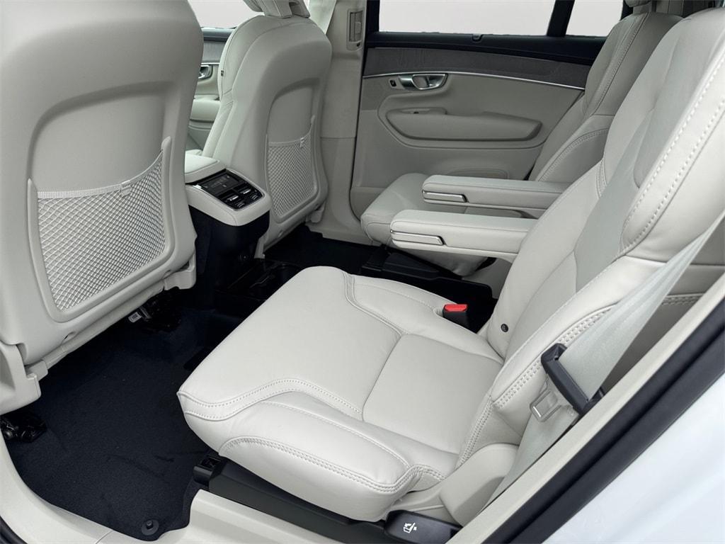 new 2026 Volvo XC90 car, priced at $77,161